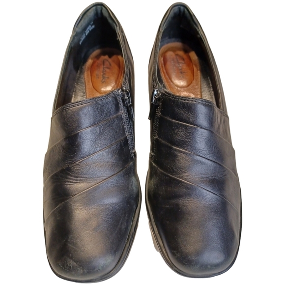 Clarks Shoes - CLARK'S Artisan Leather Women's Slip-On Loafer in Black